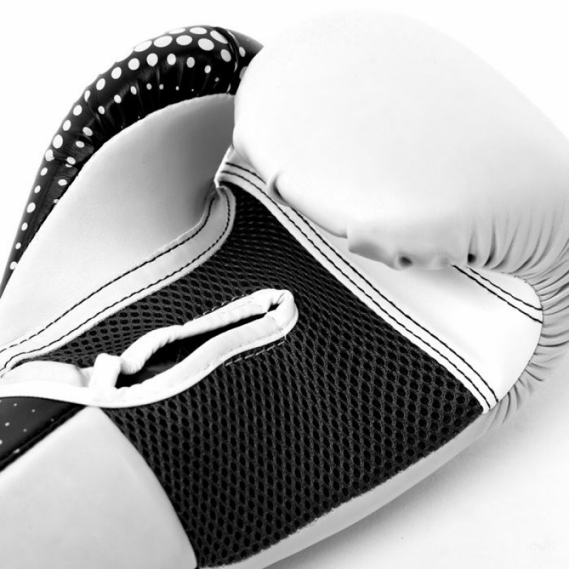 White Everlast Spark Training Unisex Boxing Gloves | 83765RWLJ